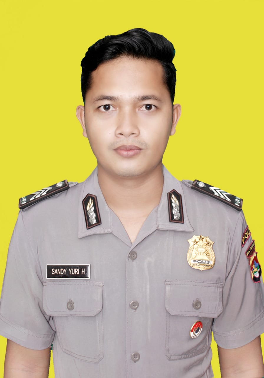 SANDY YURI HIRMALA JAYA, S.H.